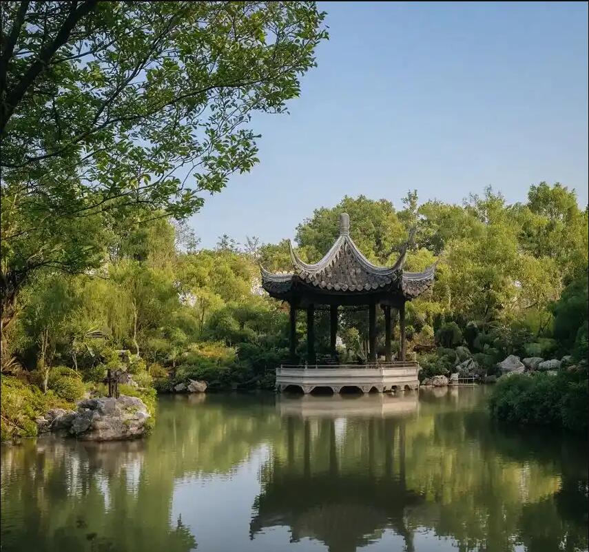 浙江半知餐饮有限公司